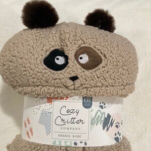 NWT Cozy Critter Hooded Sherpa Robe